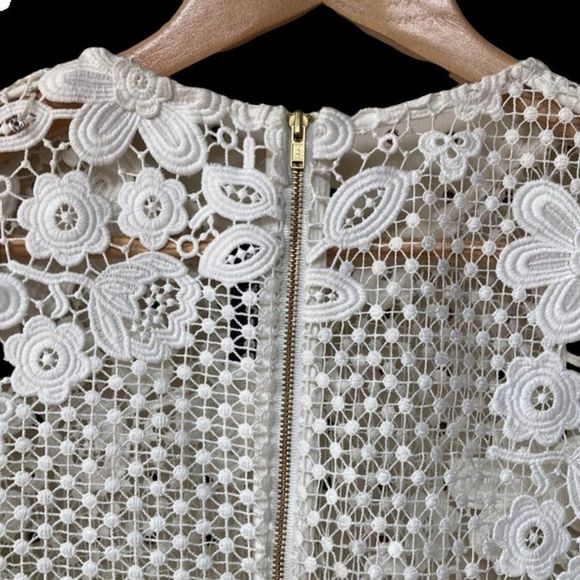 Self-Portrait 3D Flower White Lace Long Sleeve Mini Dress Size 8 - Picture 10 of 15